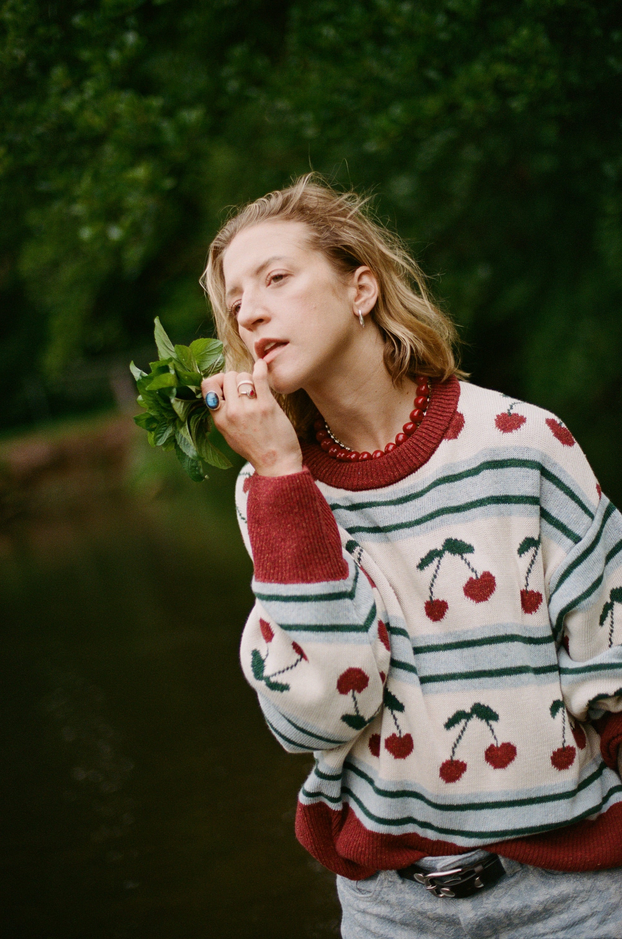 Sweter Cloud Cherry x LARA - 2
