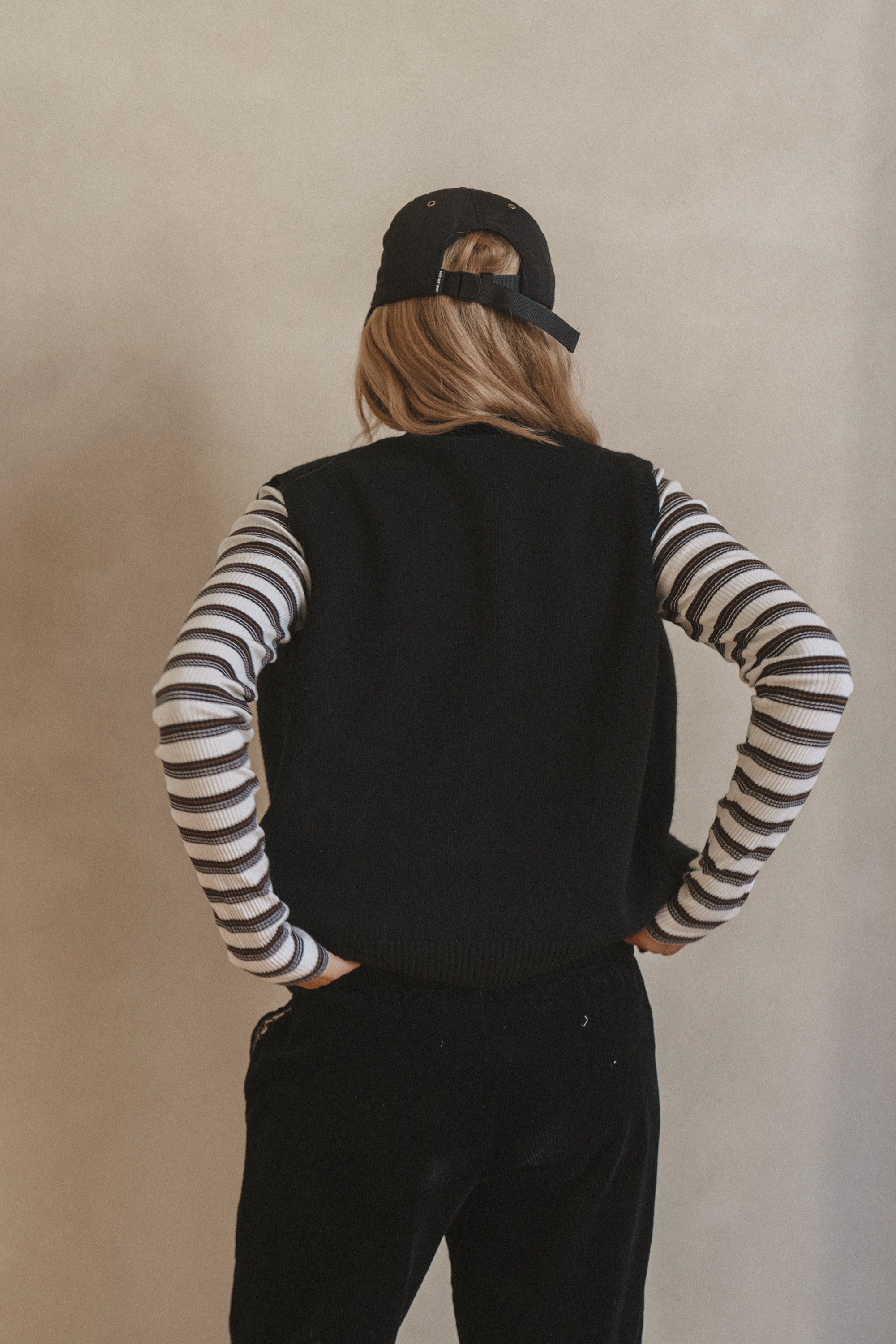 Sweter Mist Black - 22