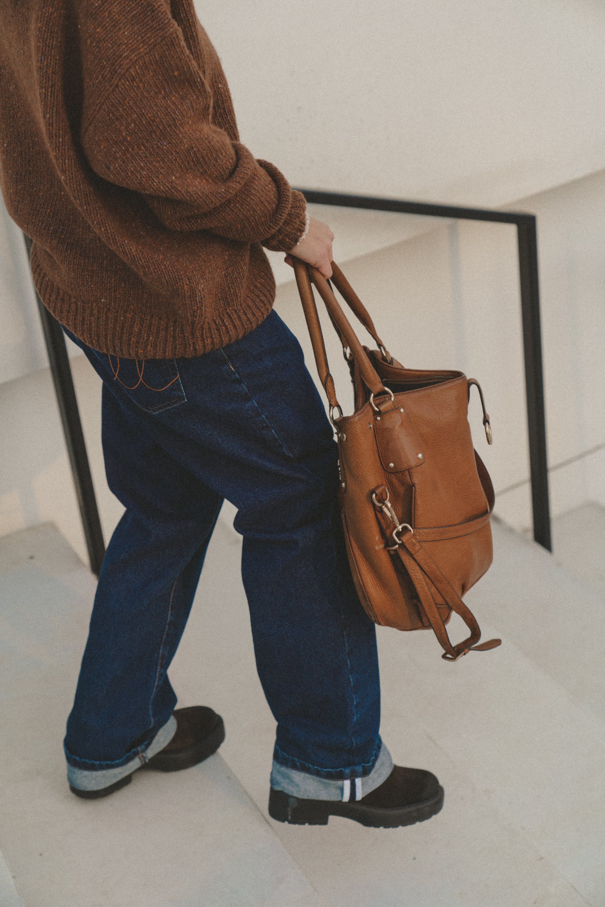 Sweter Close Rust - 24