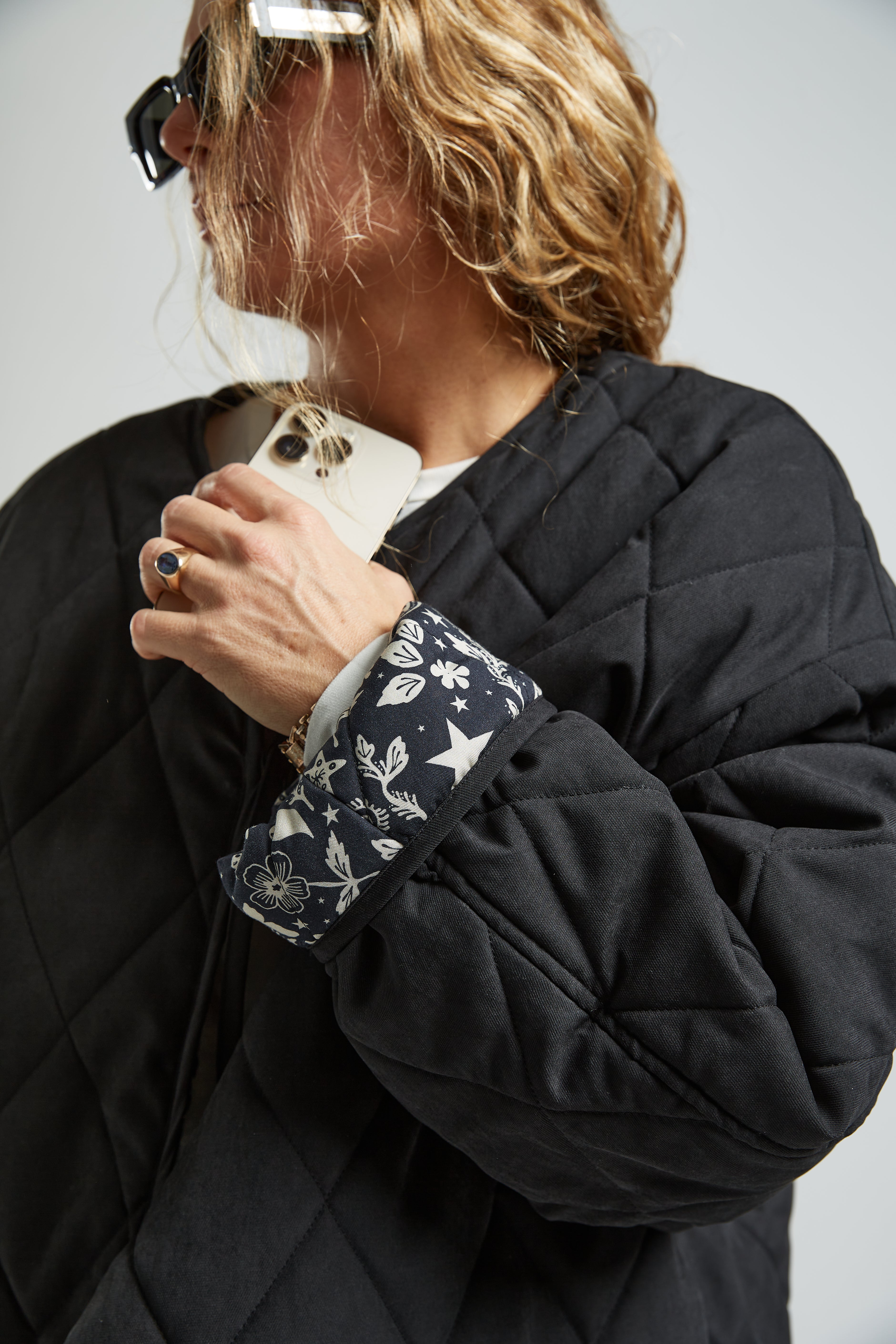 Adana Schwarze Jacke