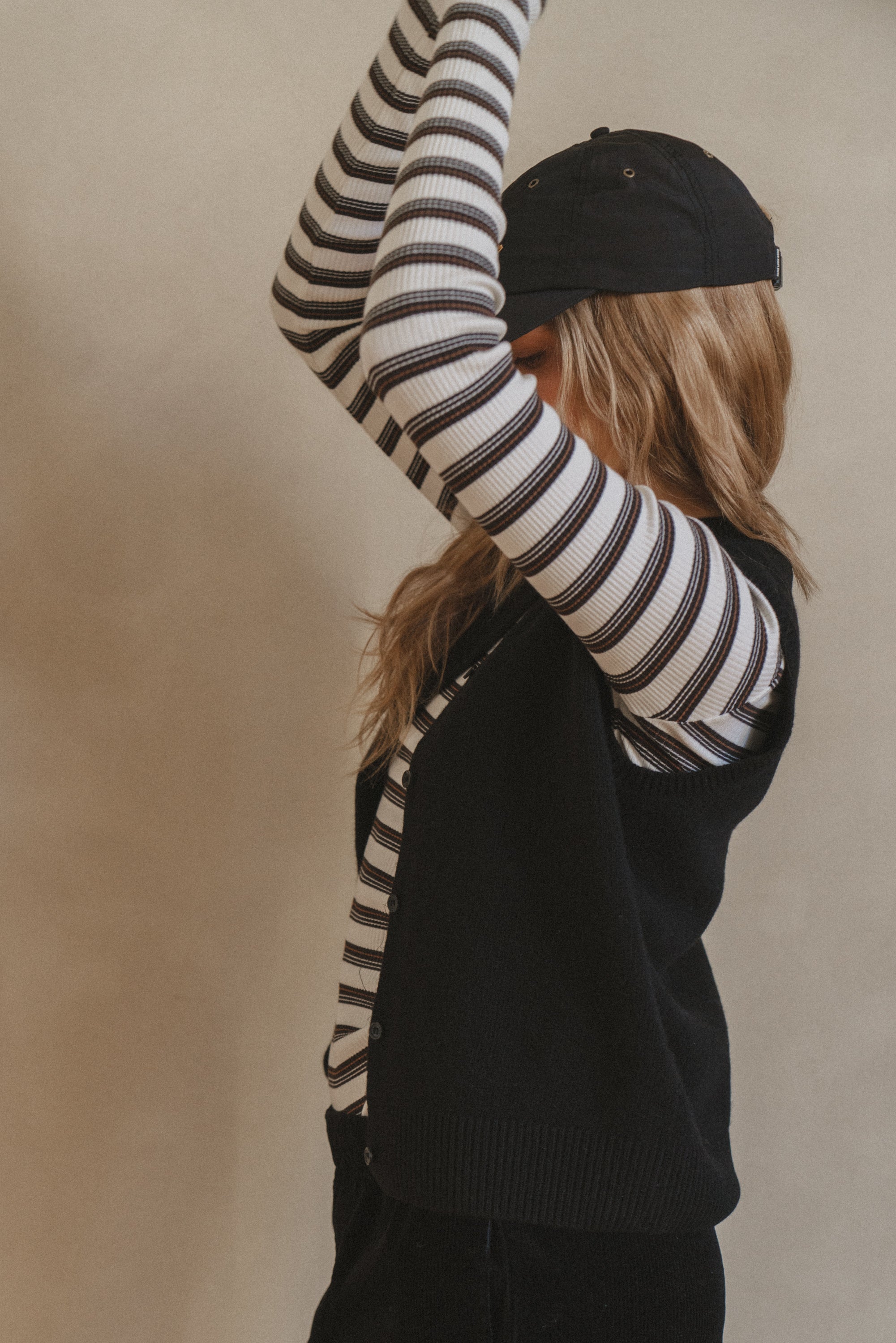 Sweter Mist Black - 20