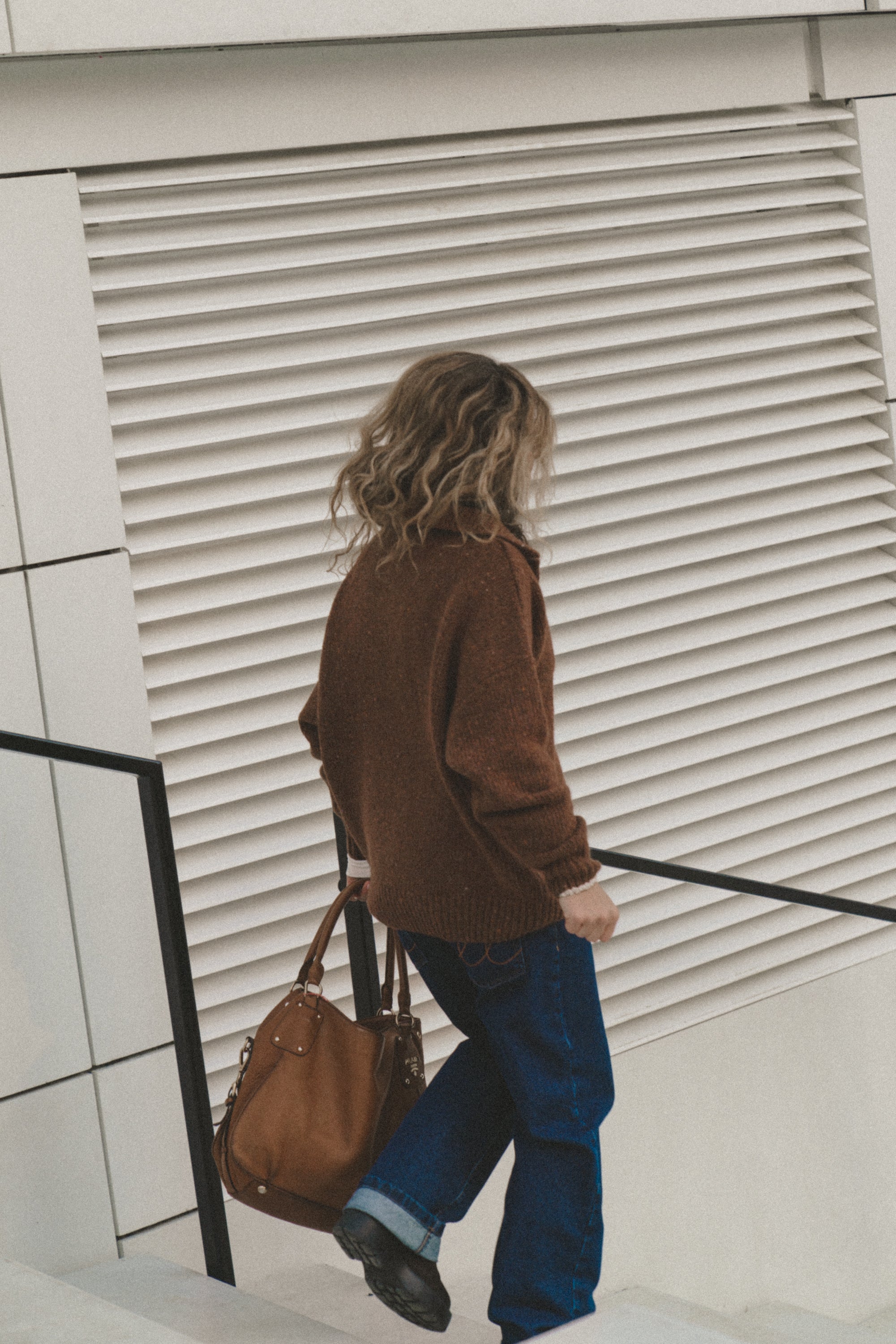 Sweter Close Rust - 15