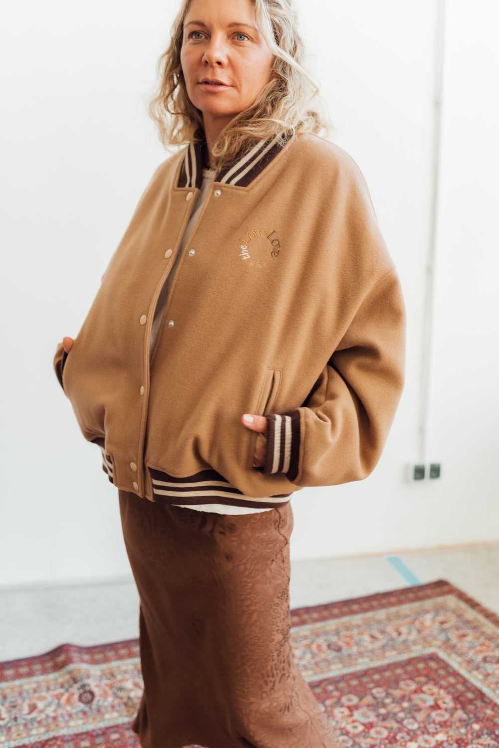 Kurtka Baseball Brown Paisley