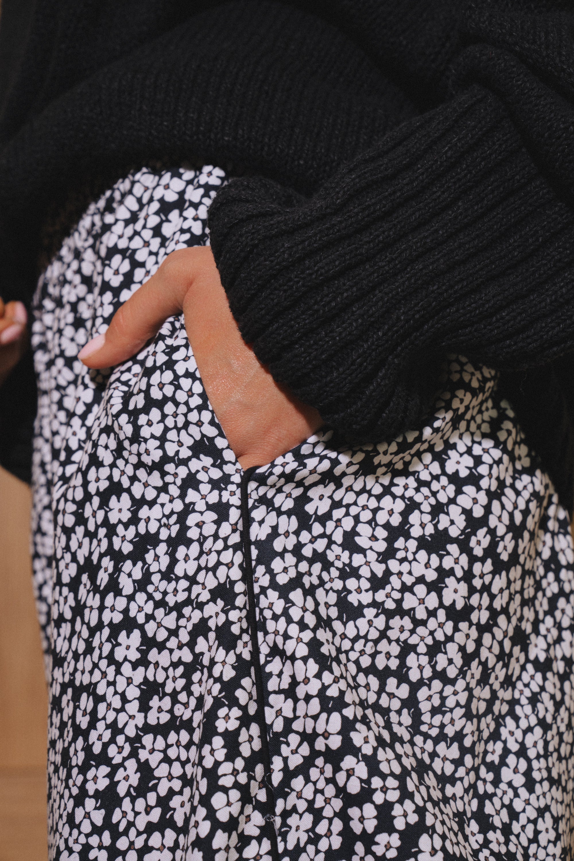 Spodnie Uppsala Dream Petit Flowers Black - 9