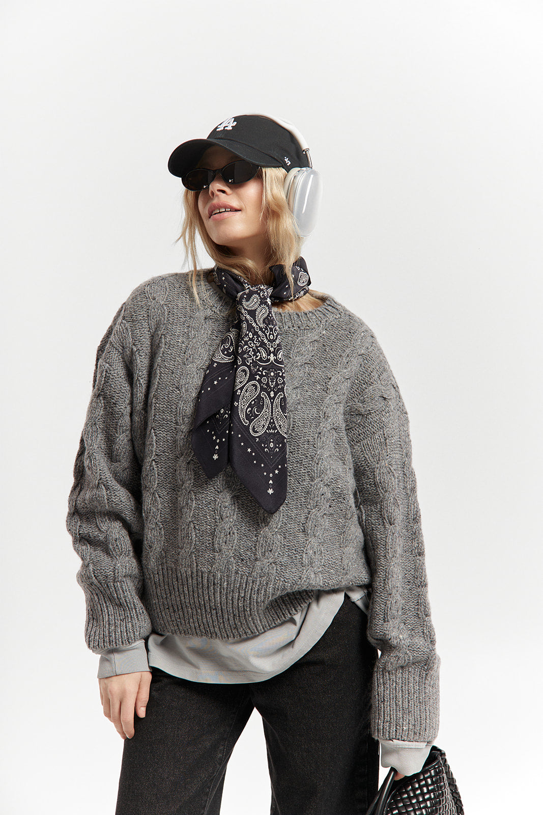 Sweter Stanford Gray