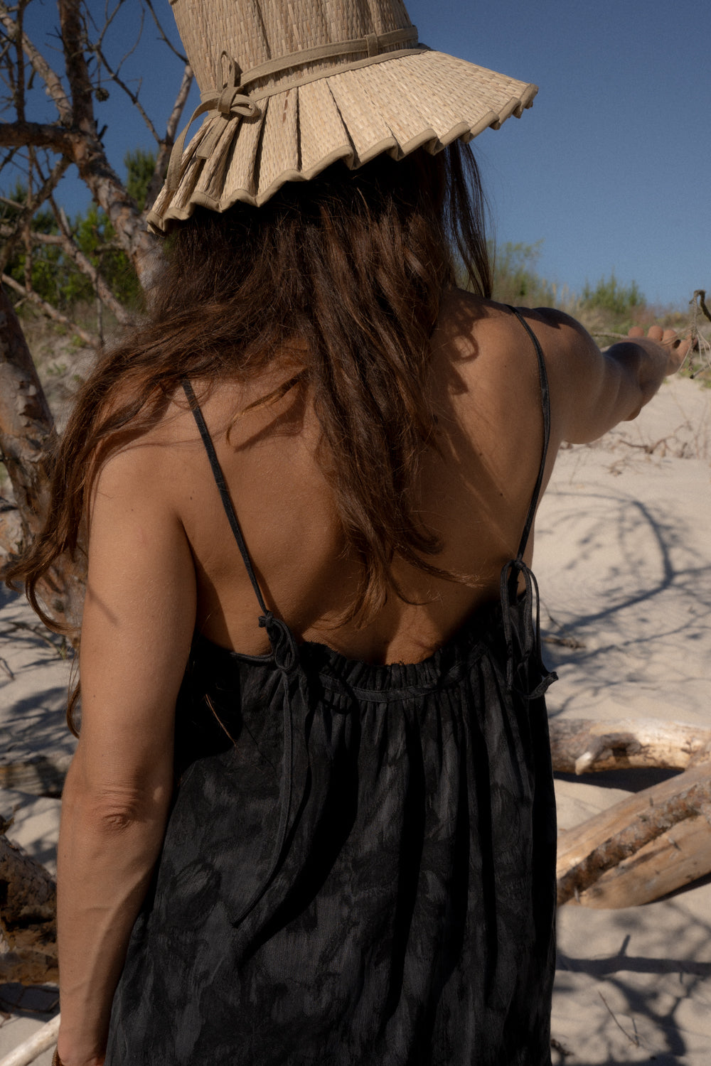 Top Swell Black x Anita - 4