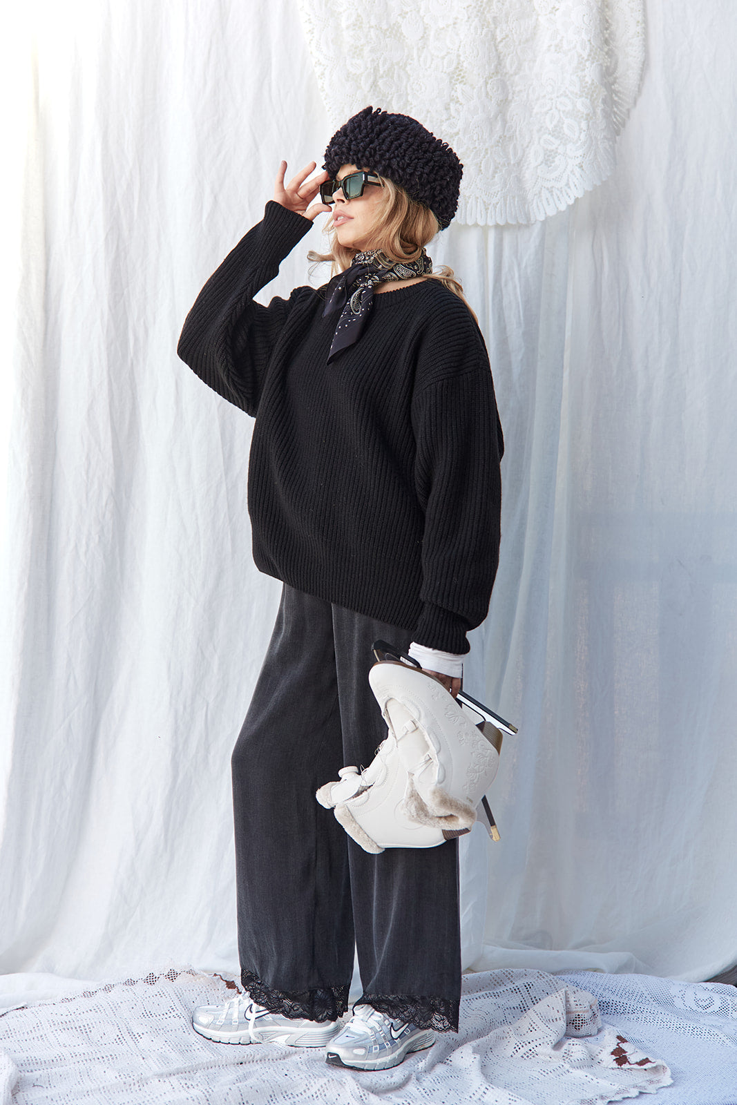 Sweter Moon Black - 8