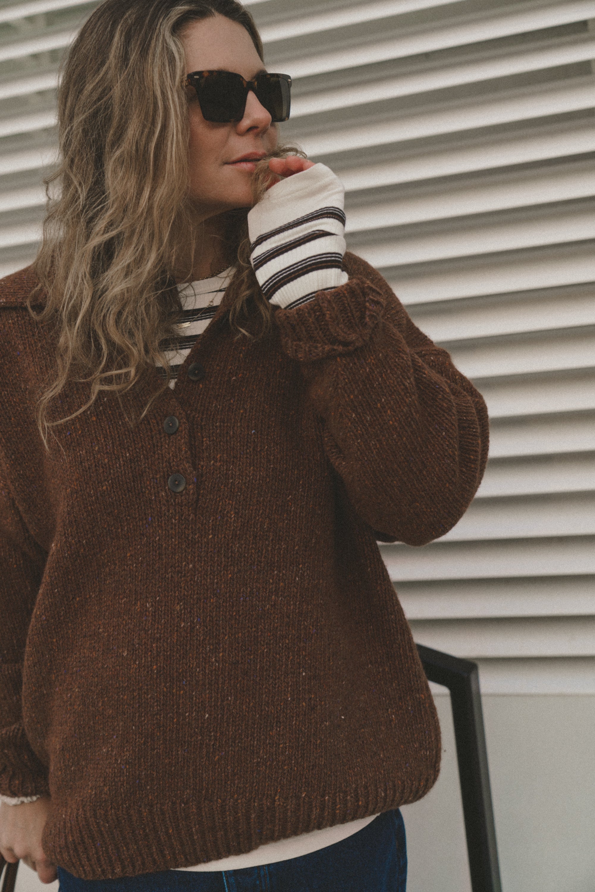 Sweter Close Rust