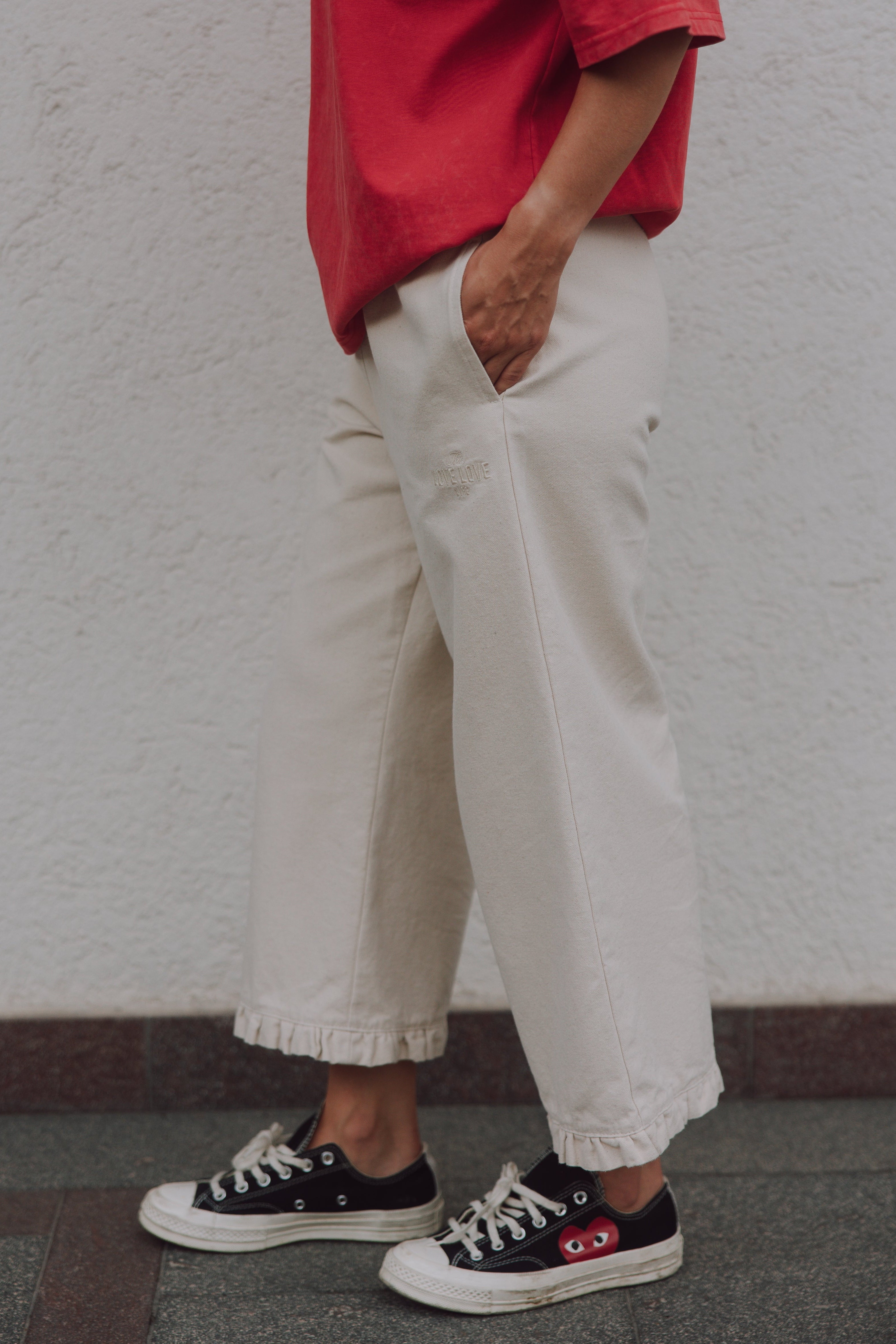 Street Cream Capri Pants - 6