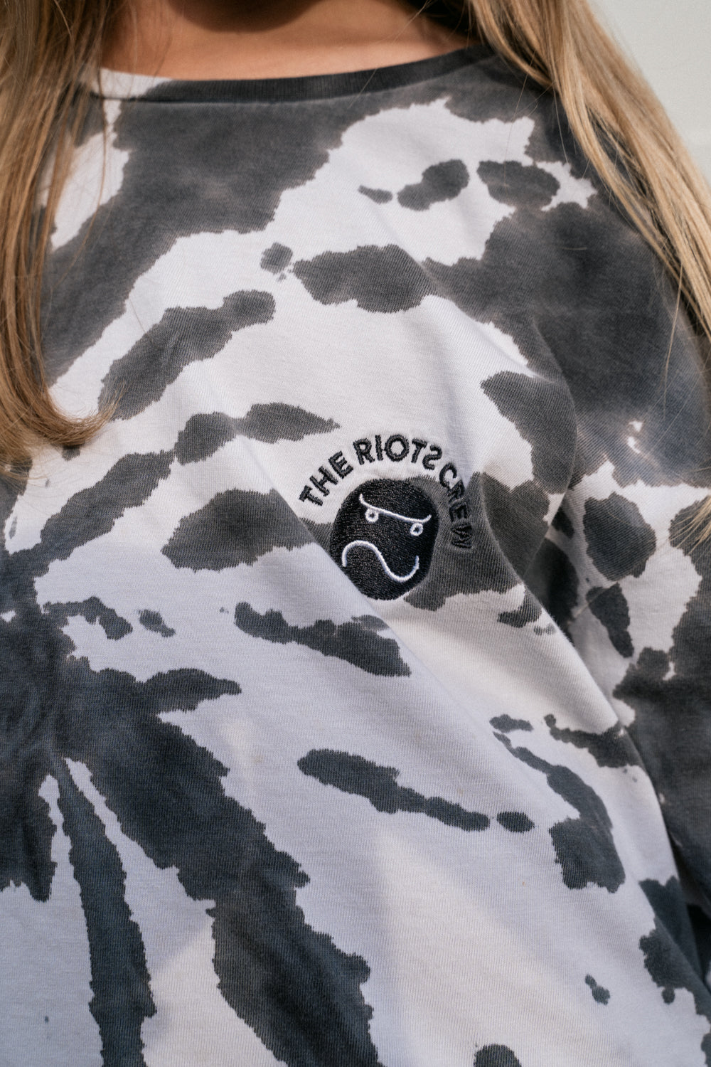 Longsleeve Pipe Black & White The Riots