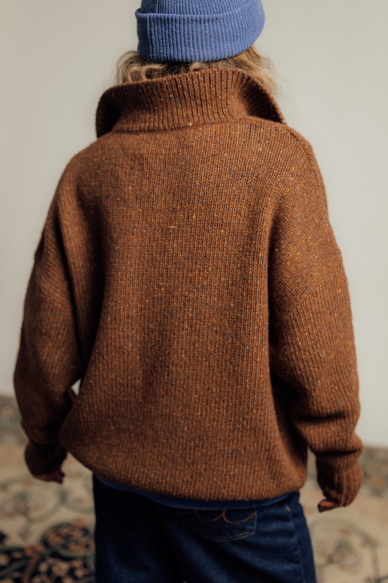 Sweter Close Rust