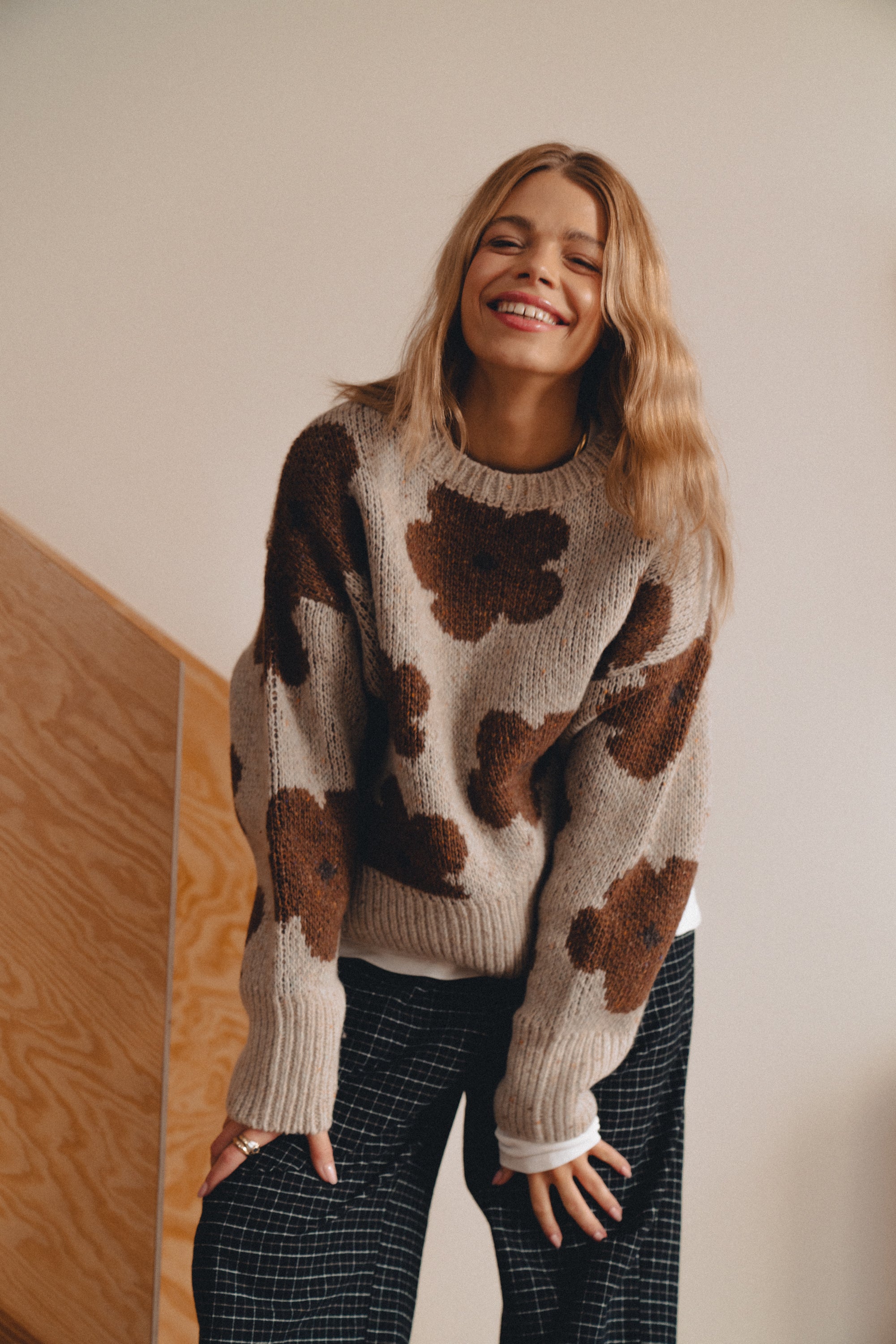 Sweter Cloud Dark Flowers - 13