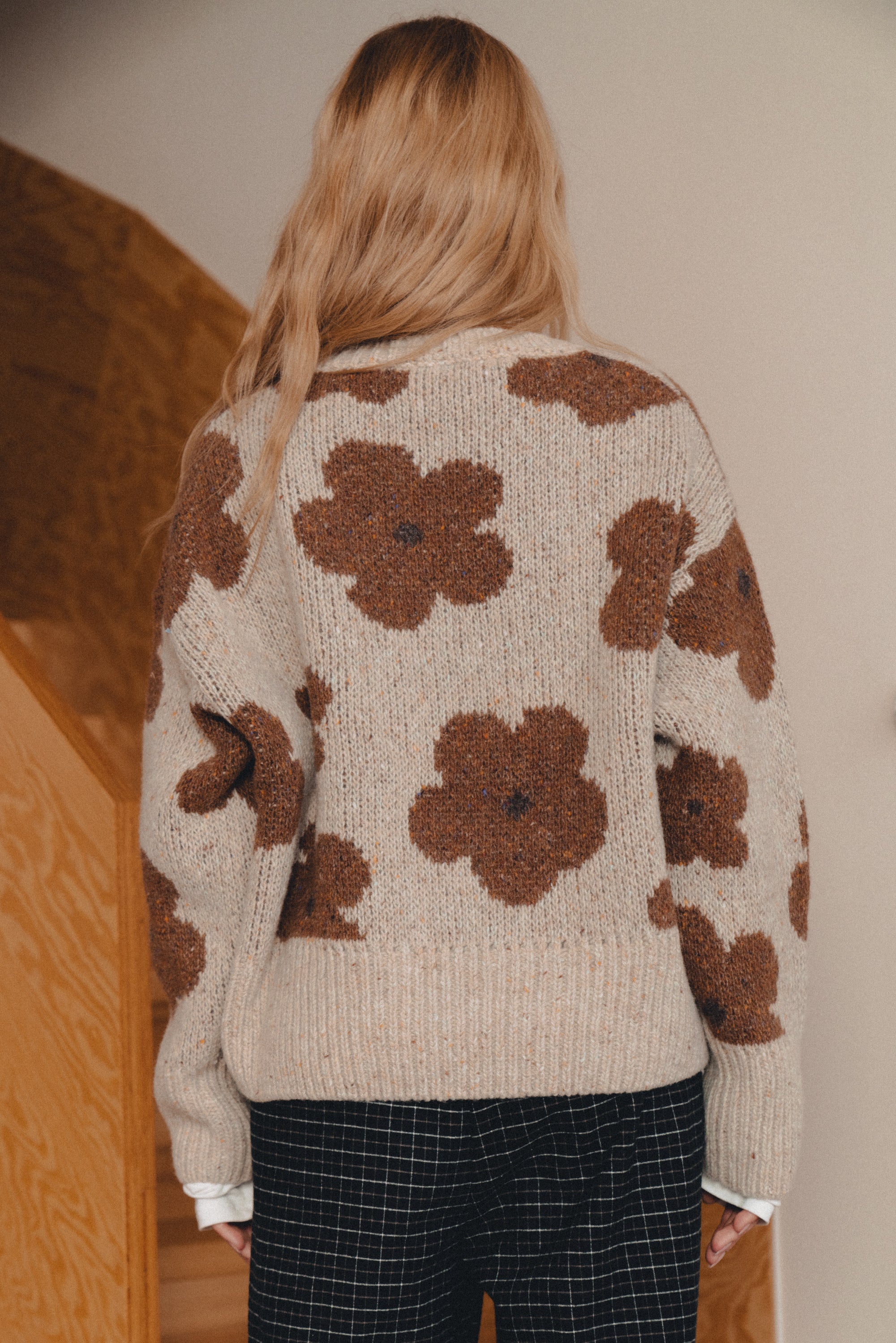Sweter Cloud Dark Flowers - 5