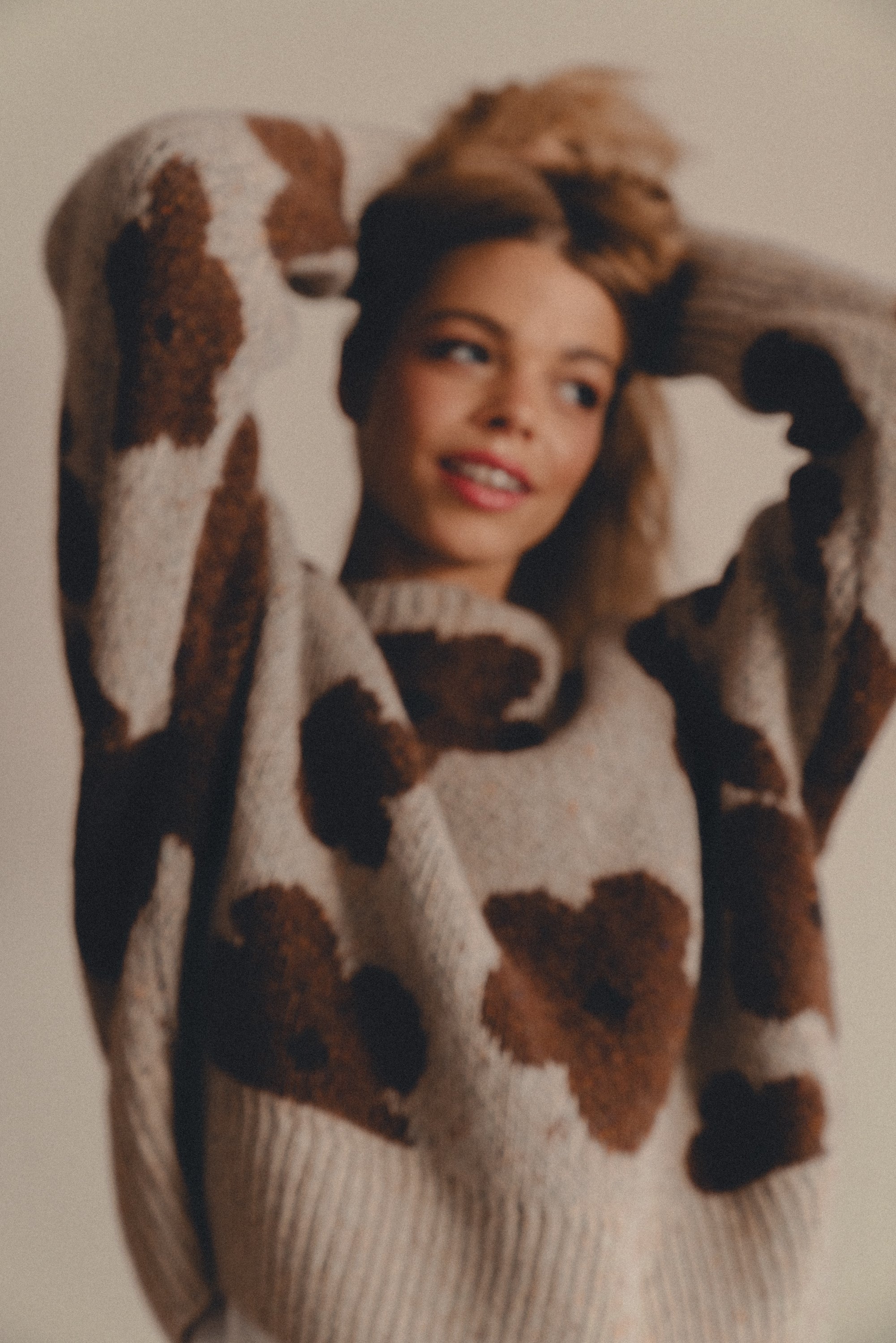 Sweter Cloud Dark Flowers - 7