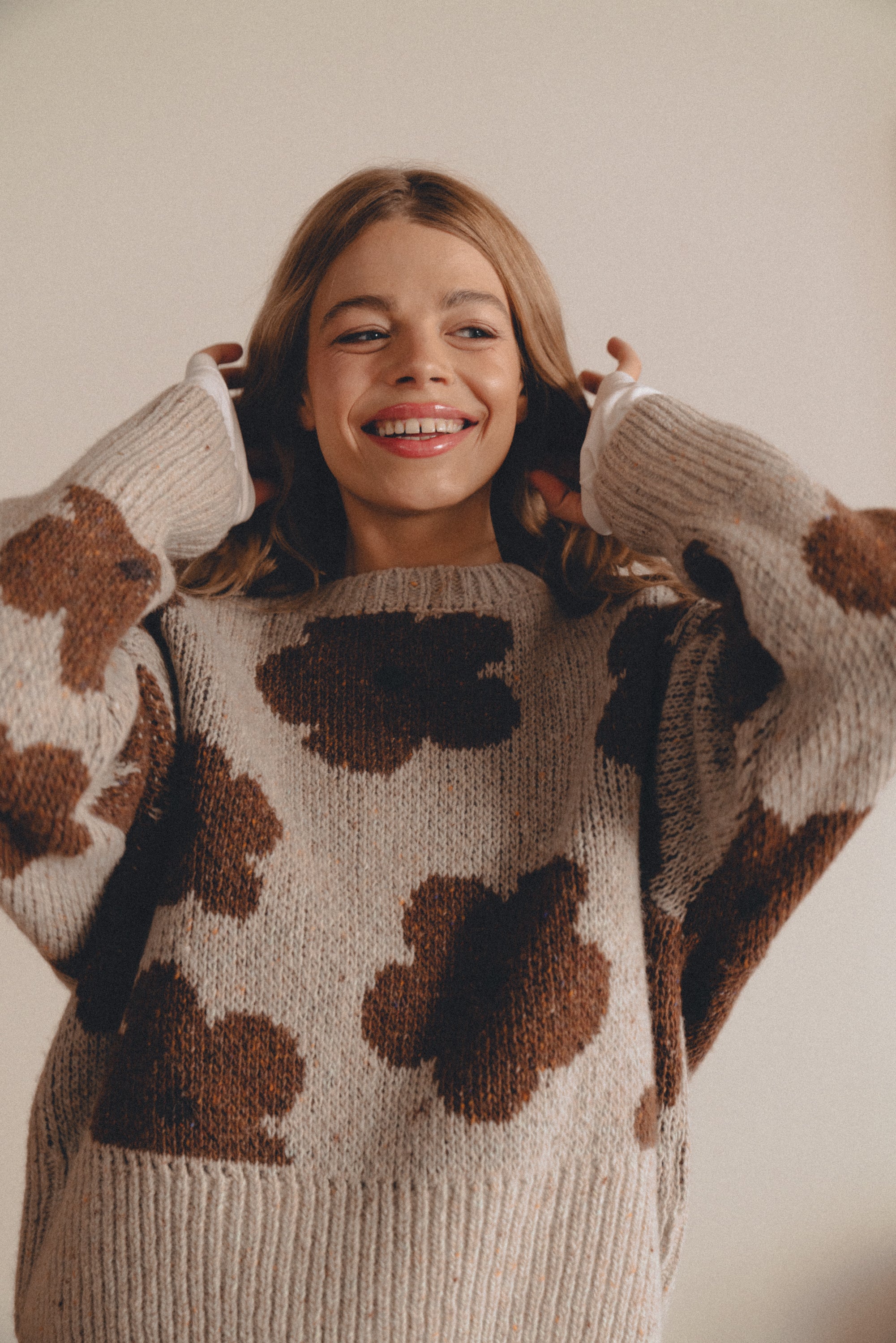 Sweter Cloud Dark Flowers - 16