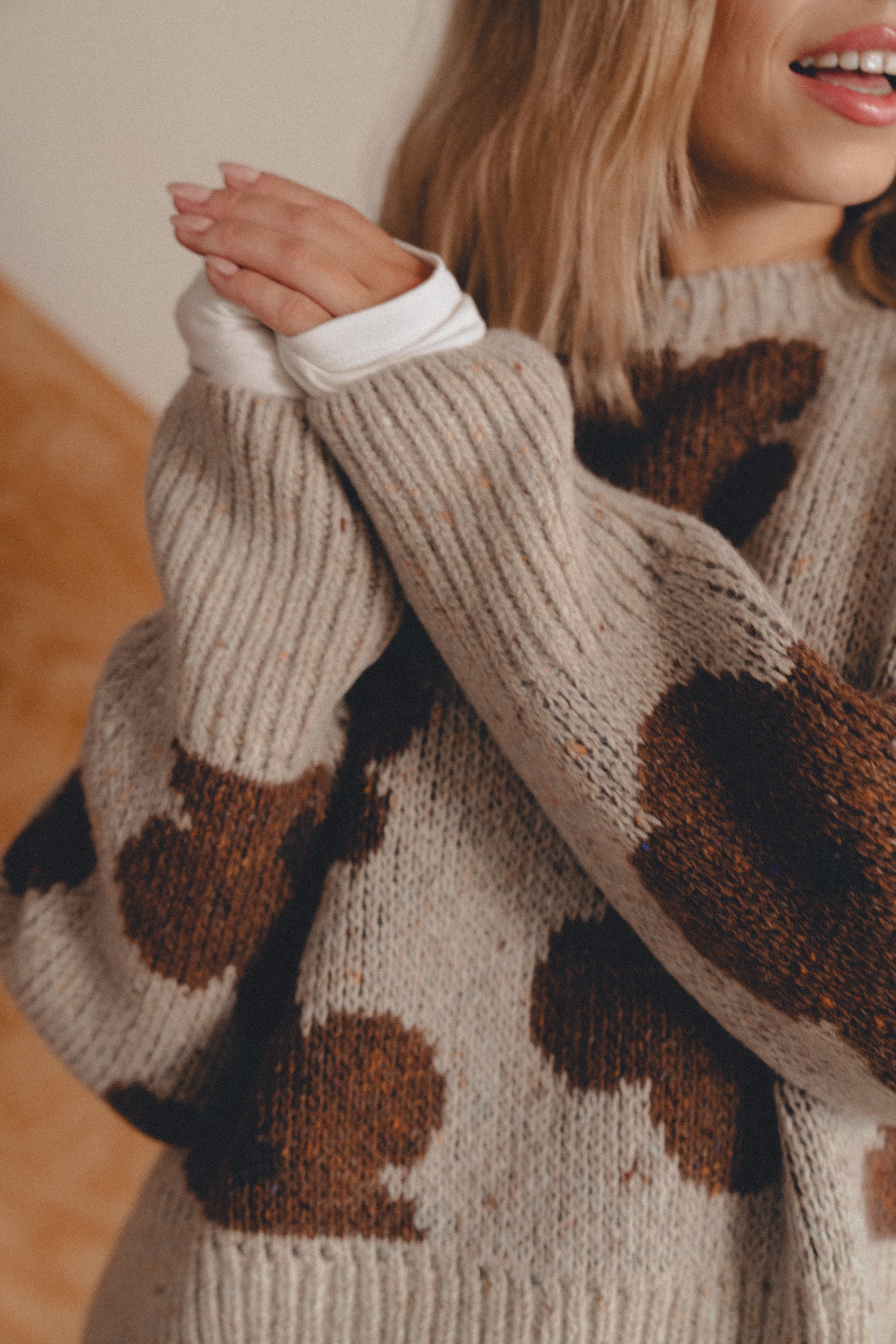 Sweter Cloud Dark Flowers - 17