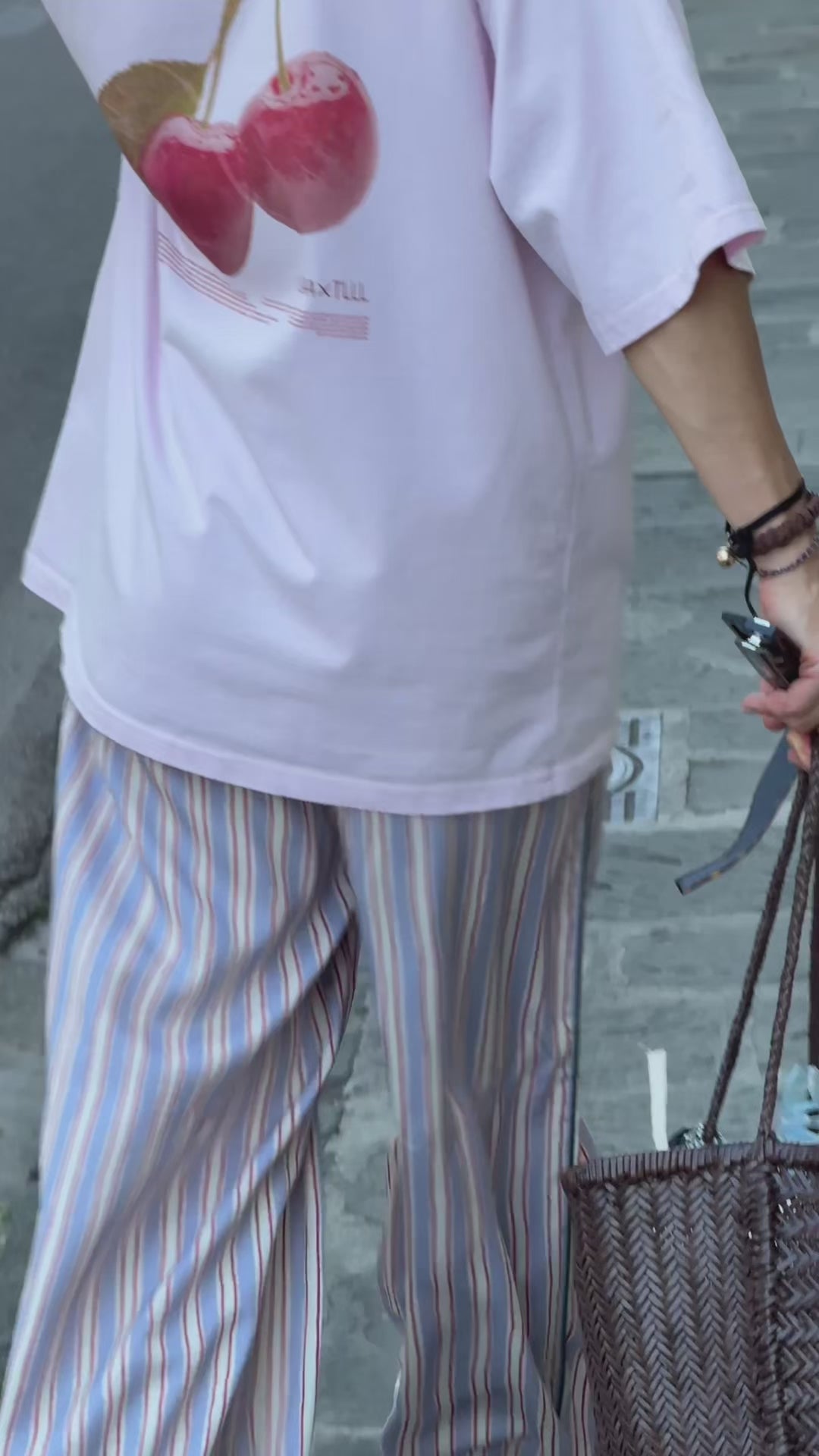 T-shirt Bronx Baby Pink x LARA - 3