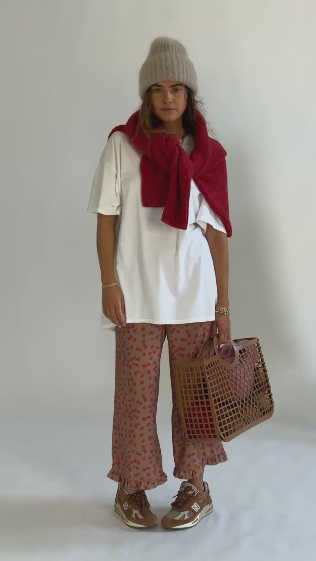 Wild Meadow Gold Capri Pants - 15