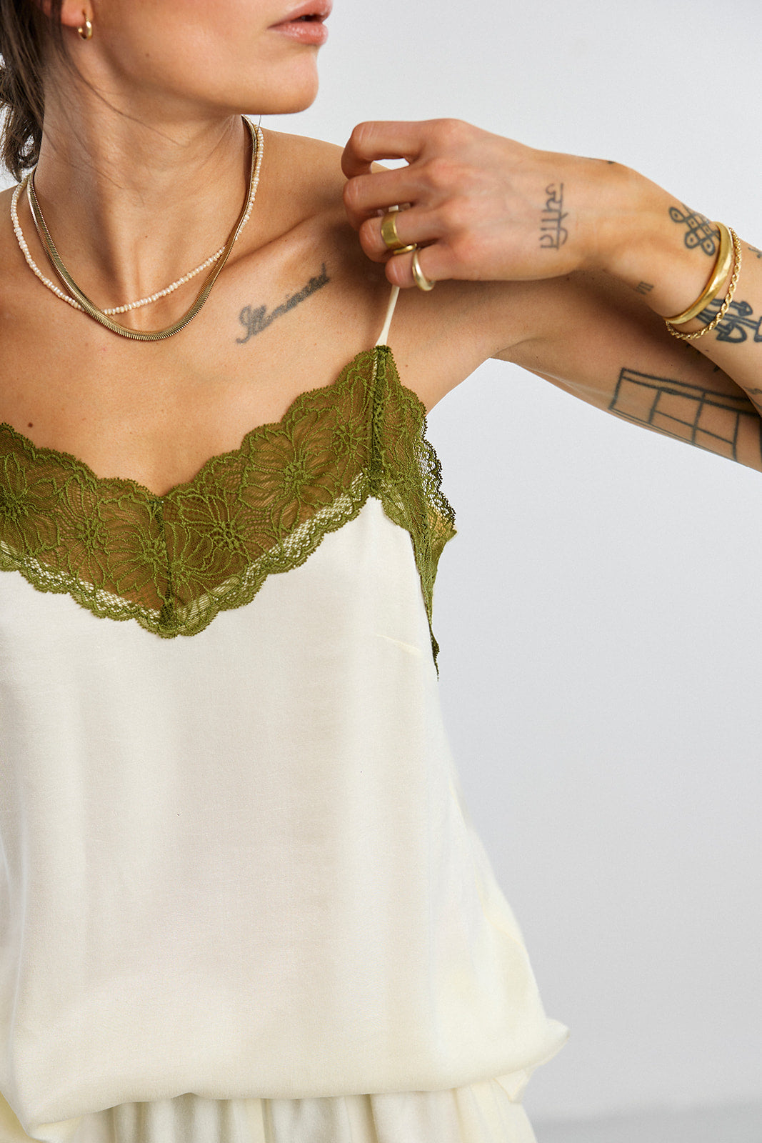 Top Ulla Cream/Green - 8