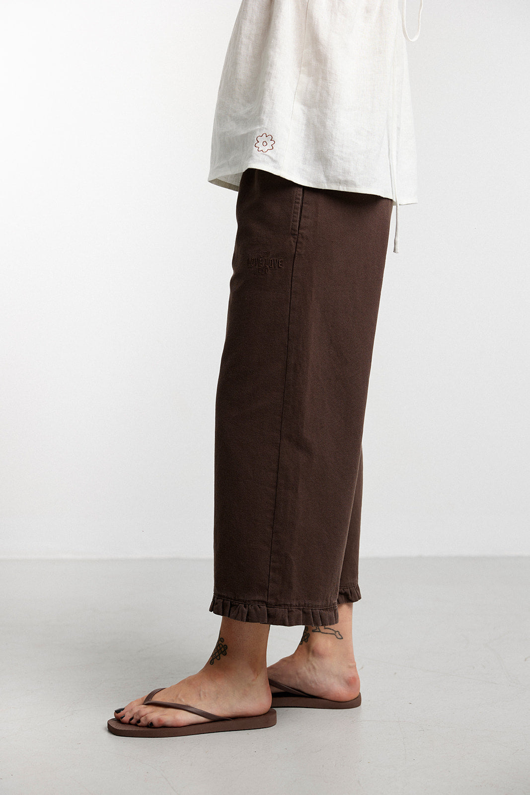 Hose Capri Street Brown - 9