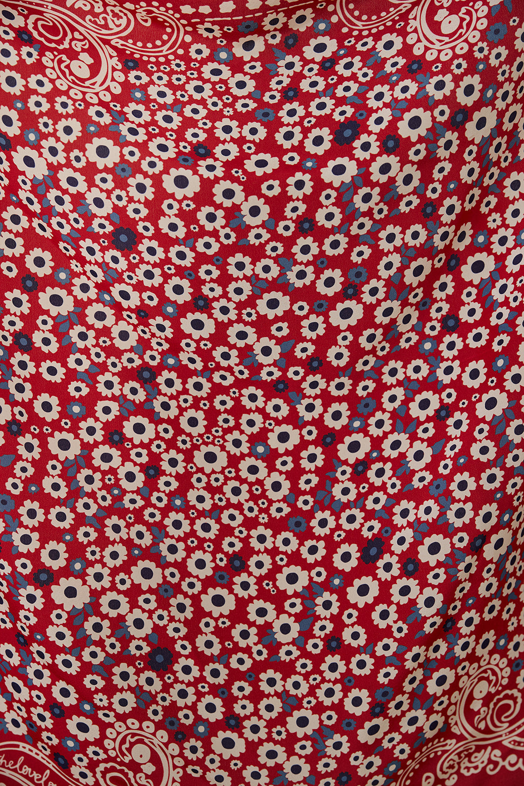 Bandana Gänseblümchen auf Rot - 7
